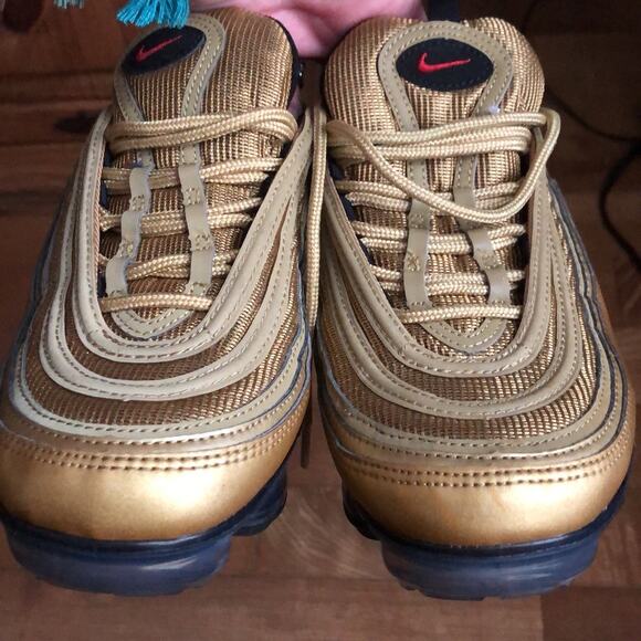 Nike Air VaporMax 97 Metallic Gold size 6 - Picture 7 of 12
